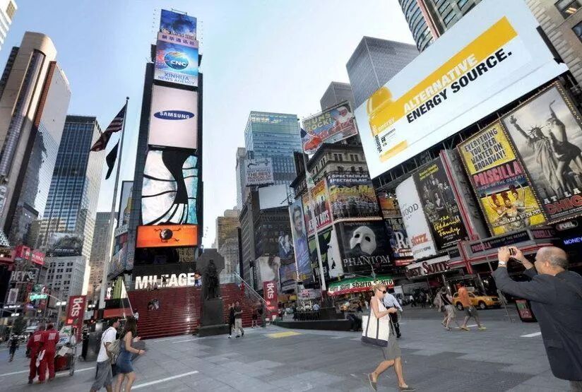 华体会(中国)工控机在多媒体播放平台中的应用